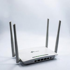 TP-LINK WIRELESS Wi ROUTER TL-WR844 300MBPS MULTI MODE WIRELESS ROUTER